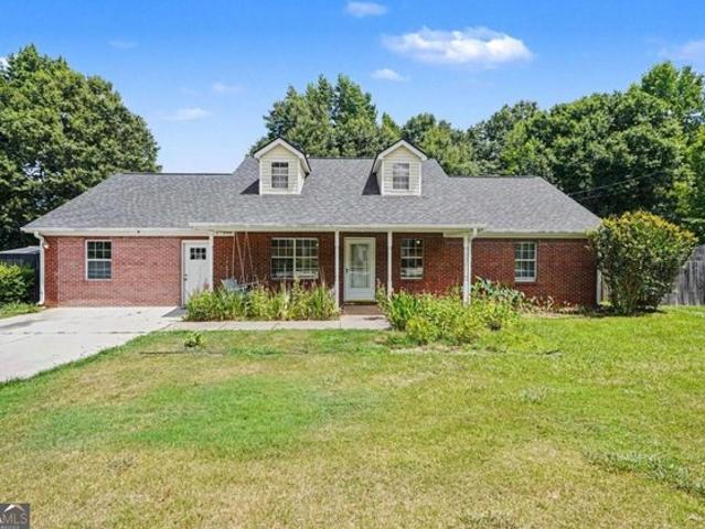 House for sale in Hampton, Georgia