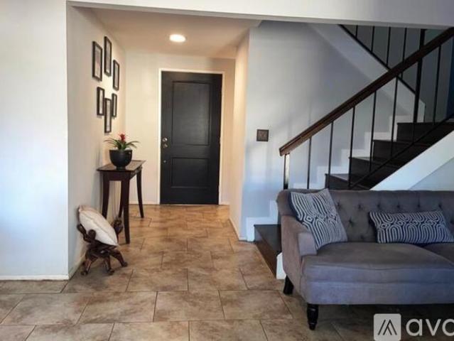 Apartment for rent in Azusa, California
