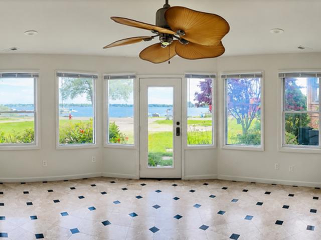 Apartment for rent in Walled Lake, Michigan