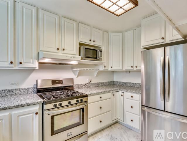Apartment for rent in Bethesda, Maryland