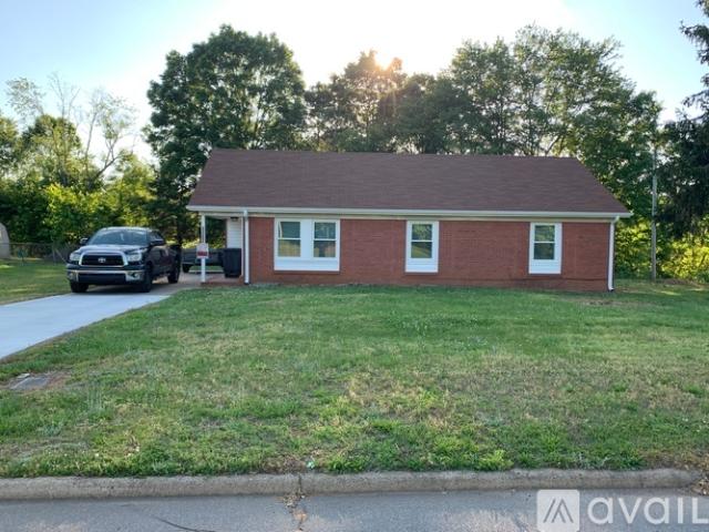 Apartment for rent in State Road, North Carolina