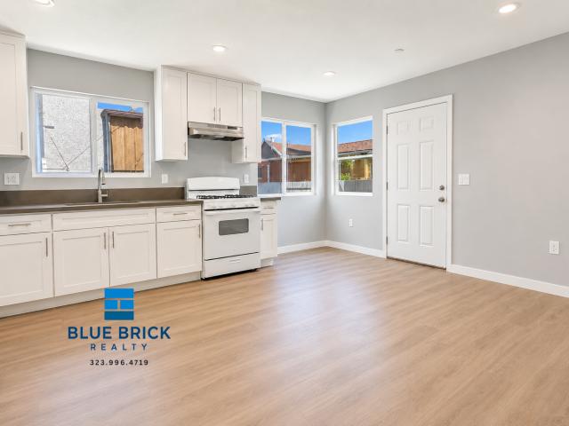 Apartment for rent in Westmont, Canoga Park