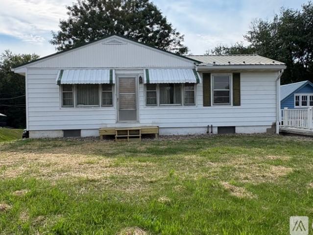 Apartment for rent in Dalmatia, Pennsylvania