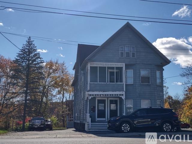 Apartment for rent in Leicester, Massachusetts