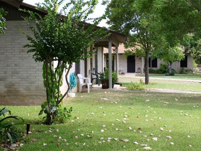 Apartment for rent in Luling, Texas