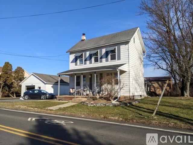 Apartment for rent in Columbus, New Jersey