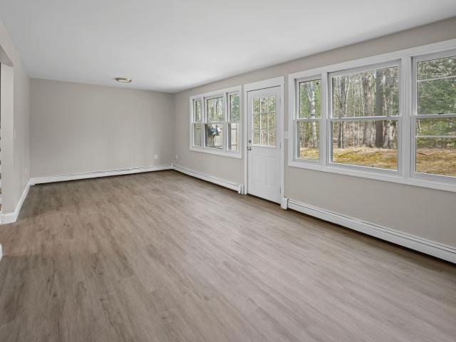 Apartment for rent in Topsham, Maine