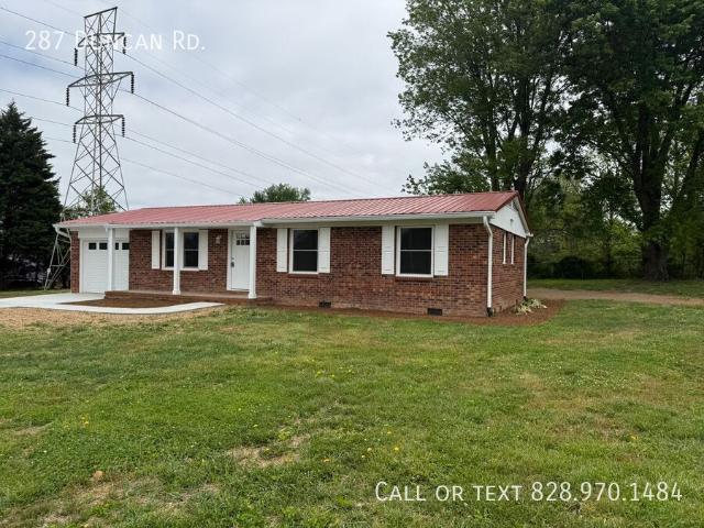 Apartment for rent in East Flat Rock, North Carolina