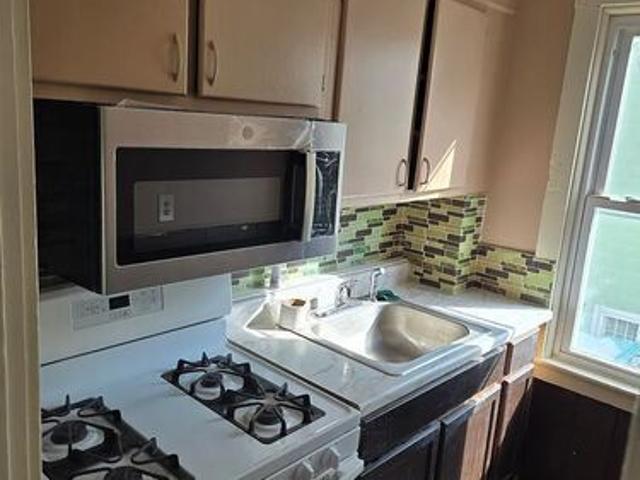 Apartment for rent in Bristol, Massachusetts