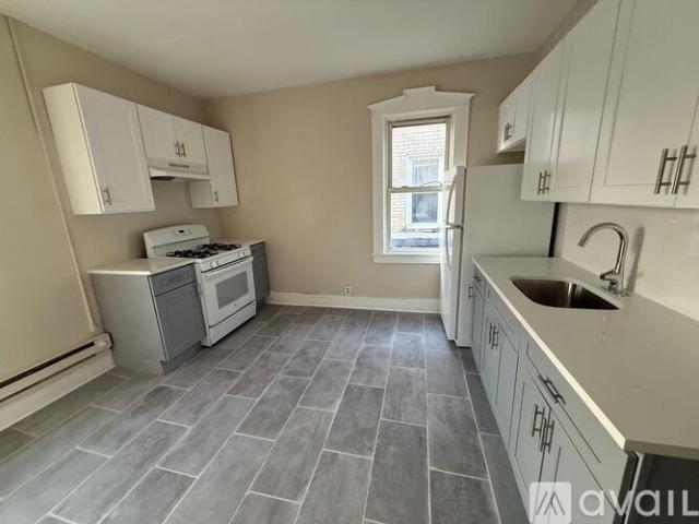 Apartment for rent in Clifton