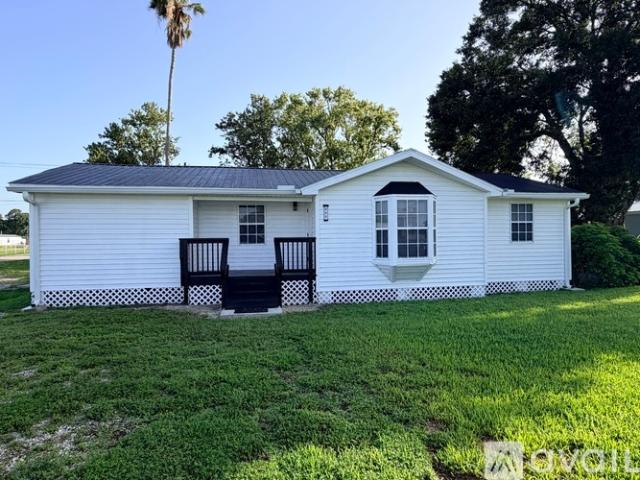 Apartment for rent in Moore Haven, Florida