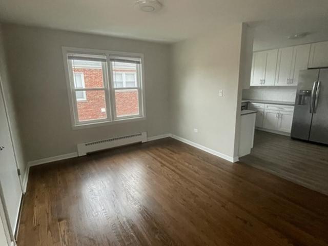 Apartment for rent in Park Ridge, Illinois