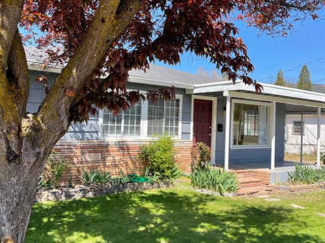 Apartment for rent in Yreka Apartment for rent in Yreka