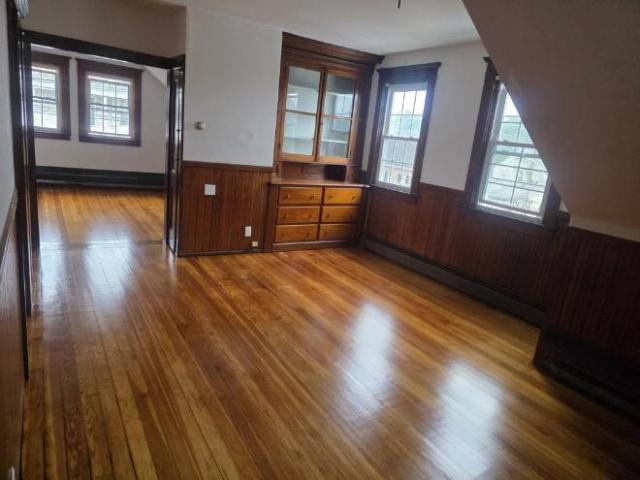 Apartment for rent in Bristol, Massachusetts