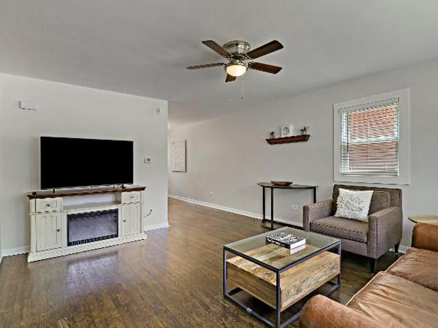 Condo for rent in Waukegan, Illinois