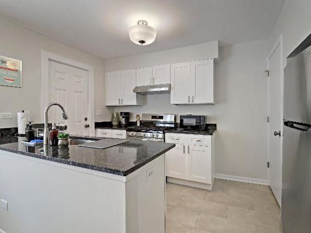 Condo for rent in Waukegan, Illinois