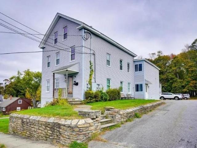 Condo for rent in Webster