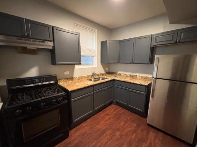 Condo for rent in Chicago Park, Illinois