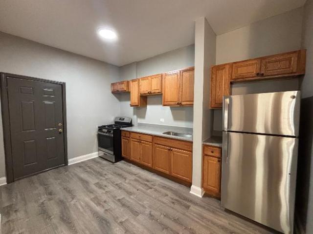 Condo for rent in Chicago Park, Illinois