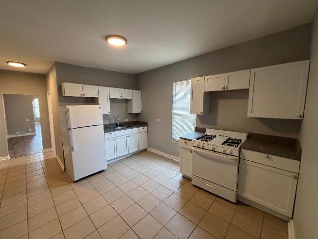 Condo for rent in Chicago Park, Illinois
