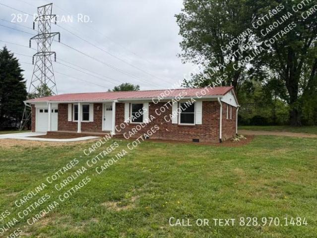 House for rent in East Flat Rock, North Carolina