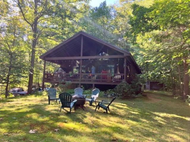 House for rent in Raymond, Maine