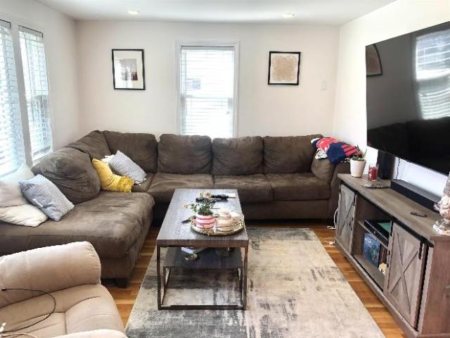 Townhouse for rent in Boston