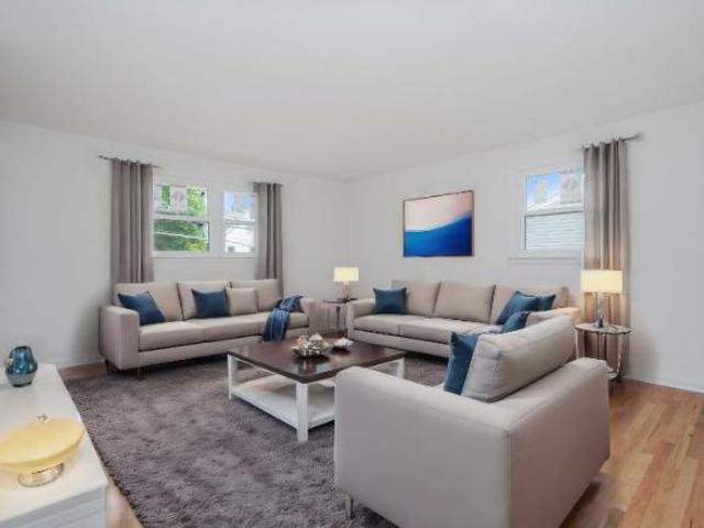 Townhouse for rent in Highland Park