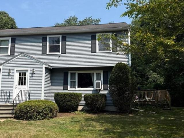 Townhouse for rent in Bellingham, Massachusetts