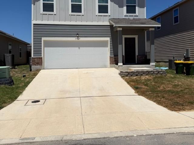 Apartment for rent in Saint Hedwig, Texas