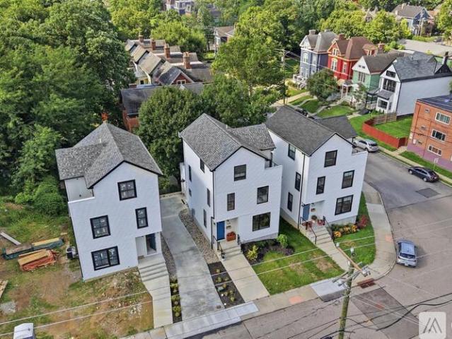 Apartment for rent in Roselawn, Ohio
