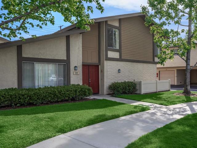 Apartment for rent in Orange, California