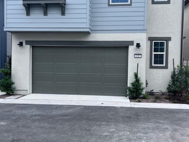 Apartment for rent in Corona, California