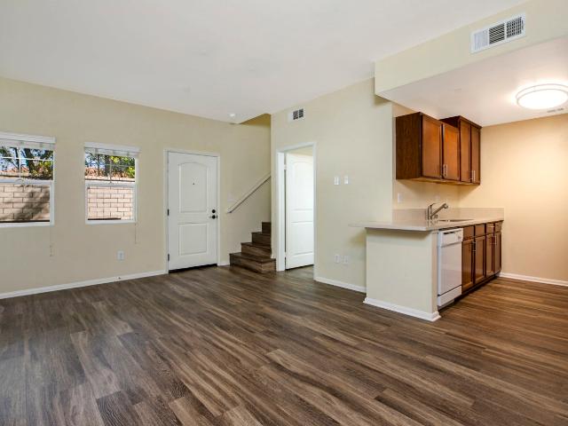 Apartment for rent in Simi Valley, California
