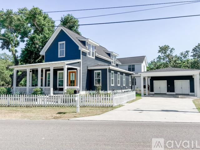 Apartment for rent in Pass Christian, Mississippi