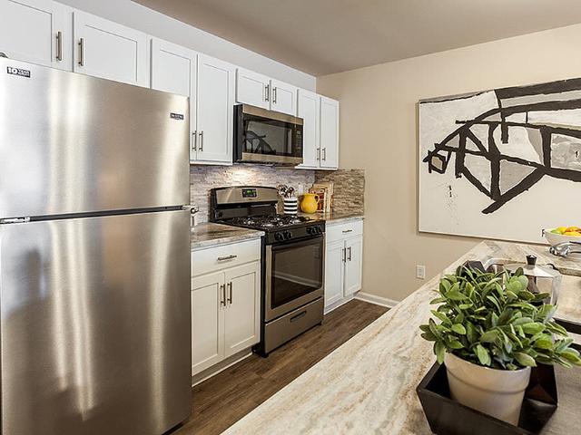 Apartment for rent in Canton
