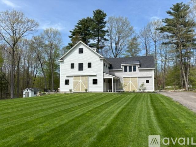 Apartment for rent in Falmouth, Maine
