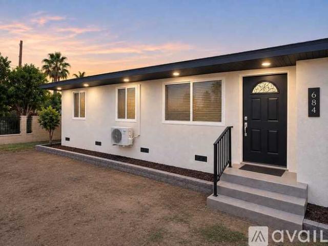 Apartment for rent in Corona, California