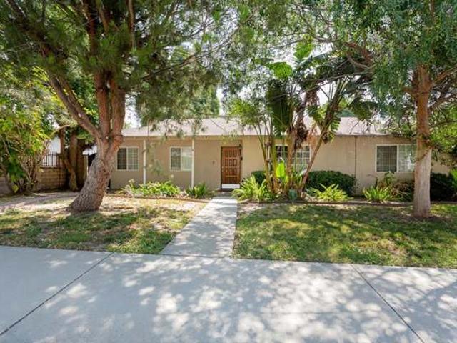 Apartment for rent in Granada Hills North Neighborhood Council District, Canoga Park