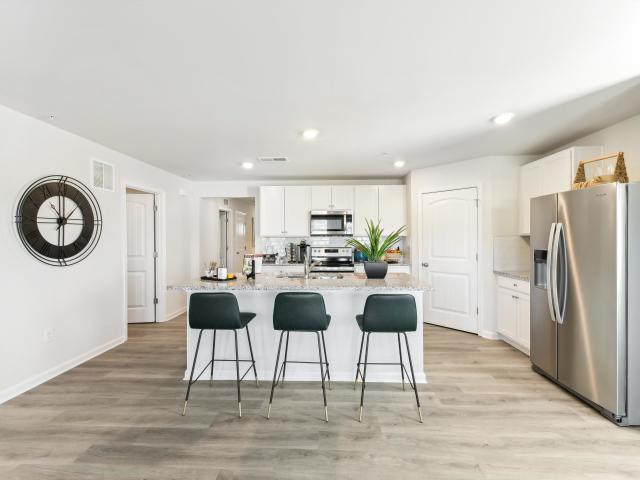 Apartment for rent in Foxchase, Salisbury