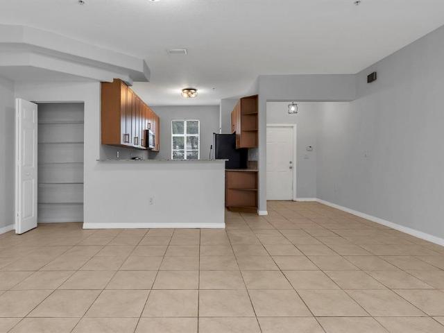 Apartment for rent in Miramar, Florida
