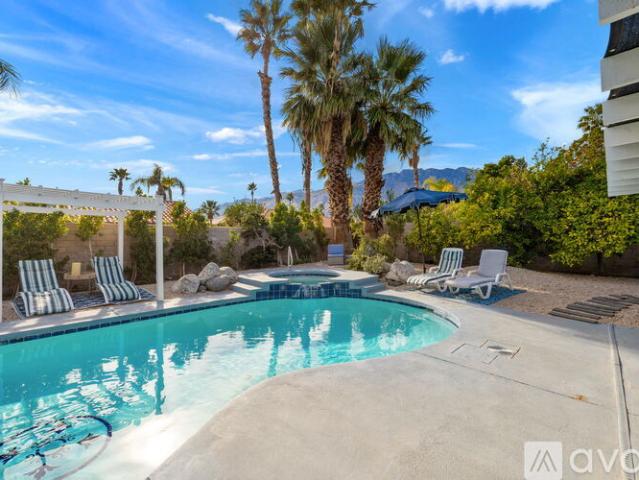 Apartment for rent in Palm Springs, California