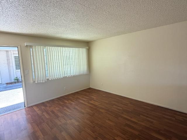 Apartment for rent in California