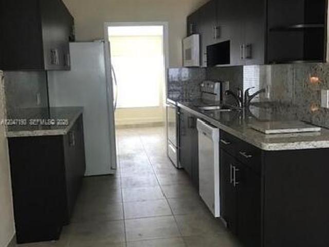 Apartment for rent in North Miami Beach, Florida