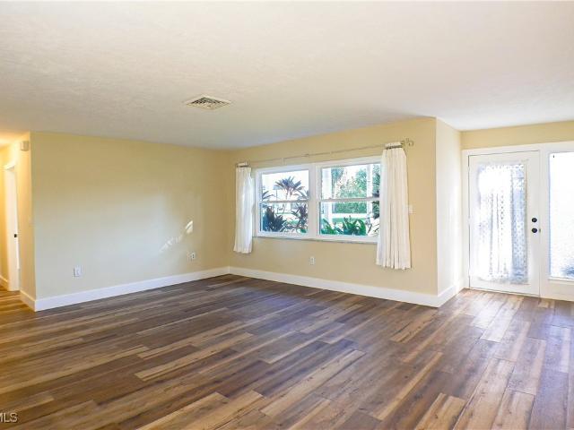 Apartment for rent in North Fort Myers, Florida