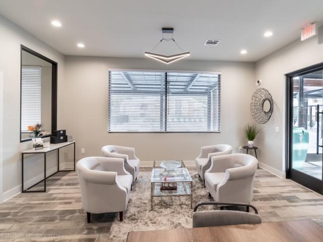 Apartment for rent in Westlake