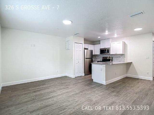 Apartment for rent in Tarpon Springs, Florida