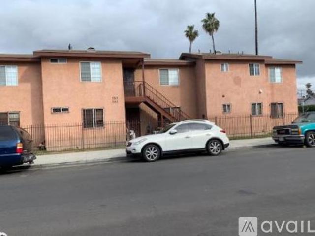 Apartment for rent in Canoga Park, California