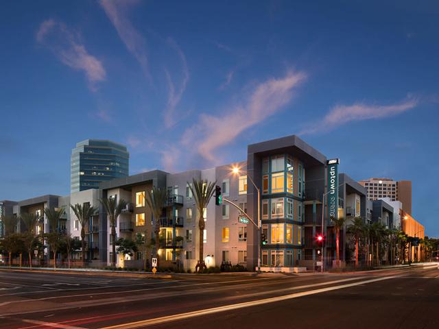 Apartment for rent in Orange, California