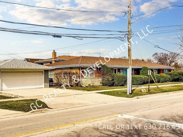 Apartment for rent in Western Springs